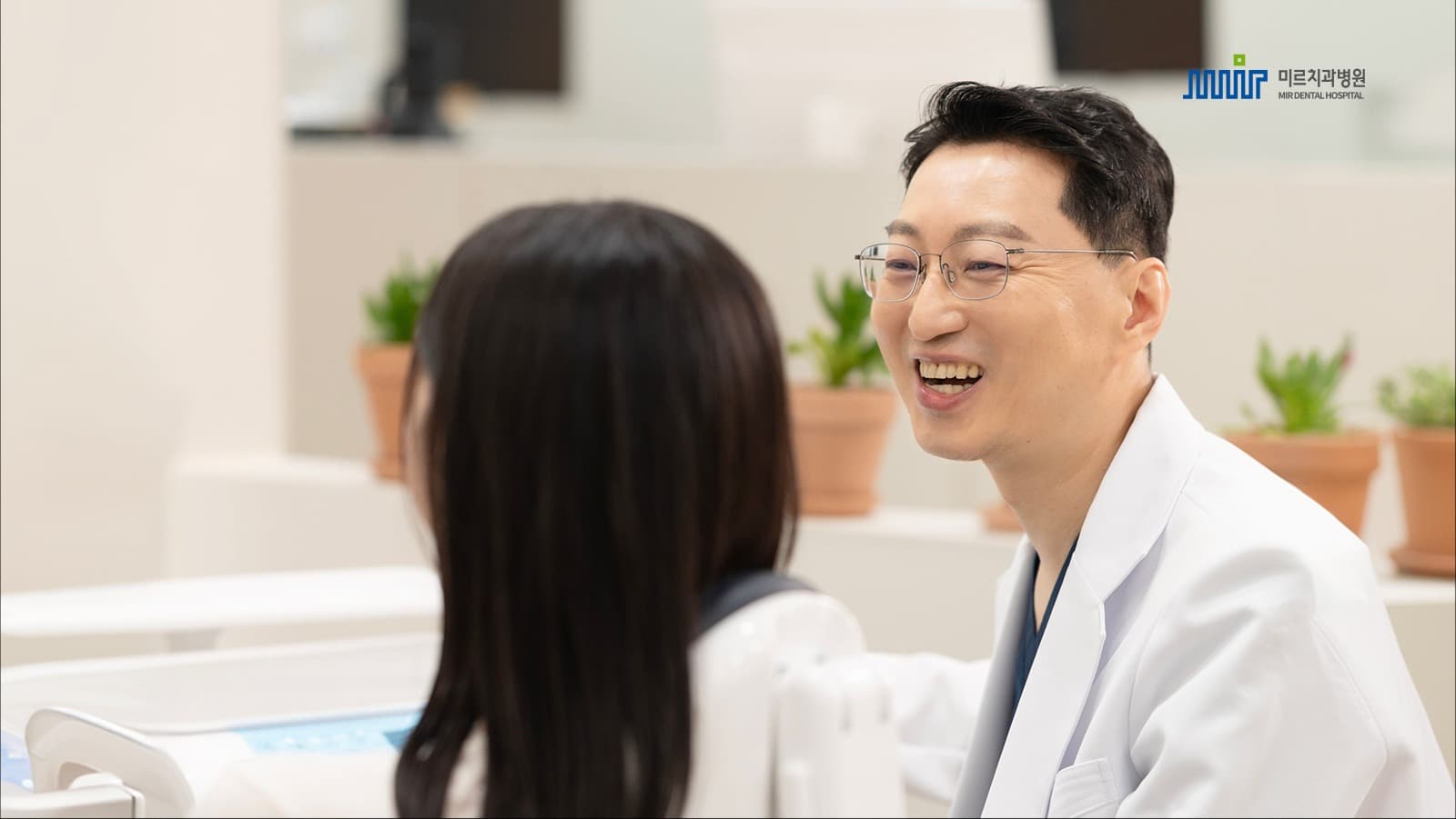 투명교정 장단점, 꼼꼼하게 따져보고 선택해야 합니다.png